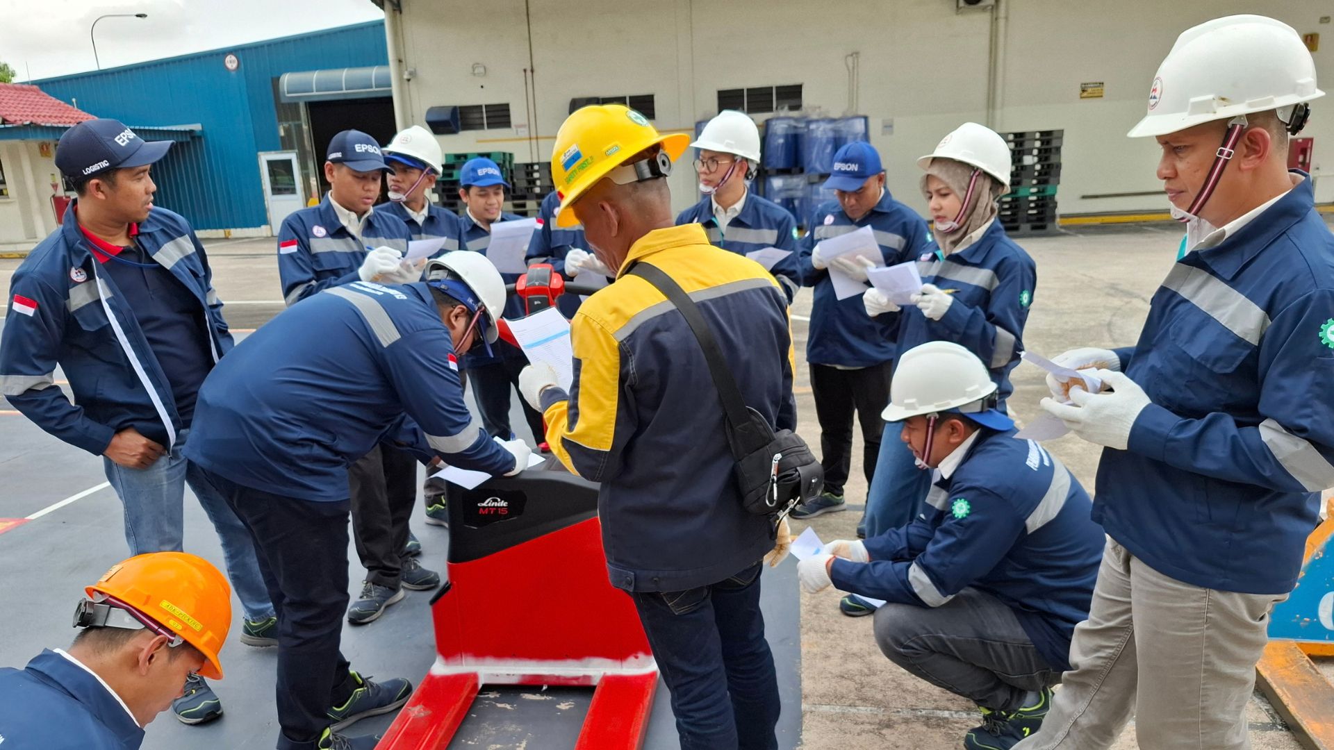 Dokumentasi Pelatihan 06